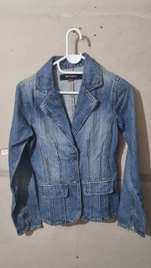 Ladies denim jacket