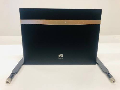 HUAWEI ROUTER B525s - 65a