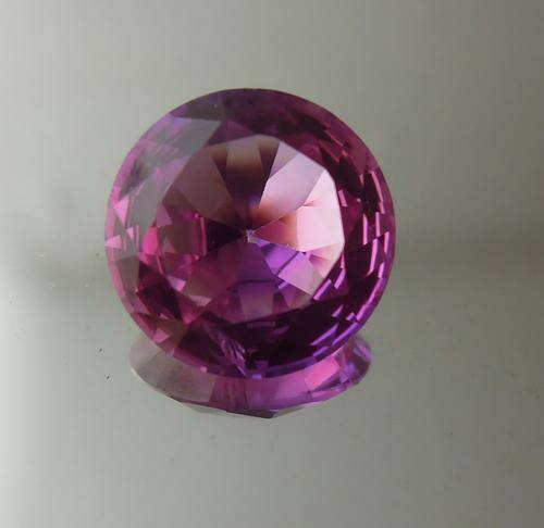 Pink Sapphire, 6.70 ct, (VVS) (Lab Grown)