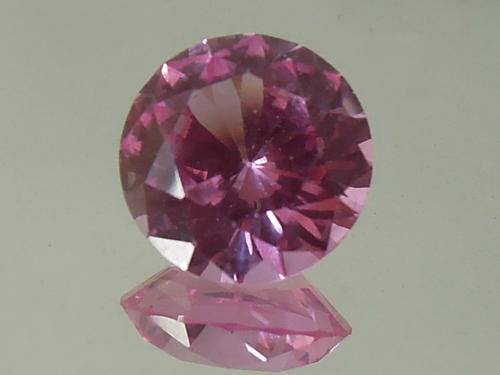 Pink Sapphire, 3.42ct. (VVS) (Lab Grown)