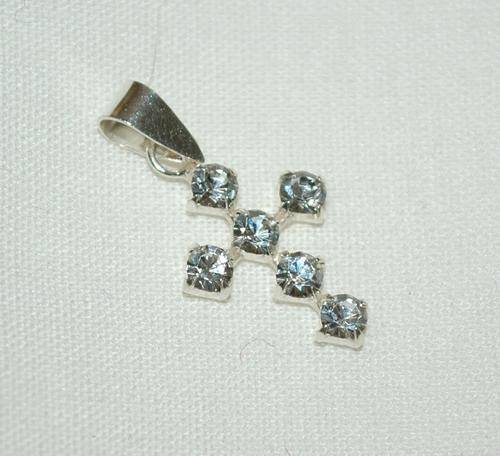 *** STERLING SILVER SWAROVSKI CRYSTAL CROSS PENDANT
