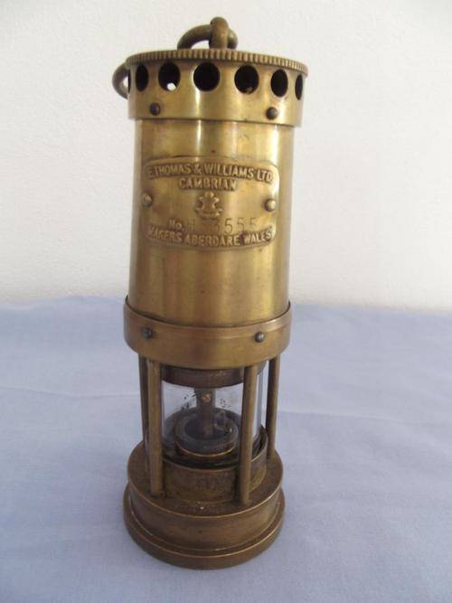 *** An Vintage Cambrian,Thomas & Williams Solid Brass Miners Saftey lamp ***