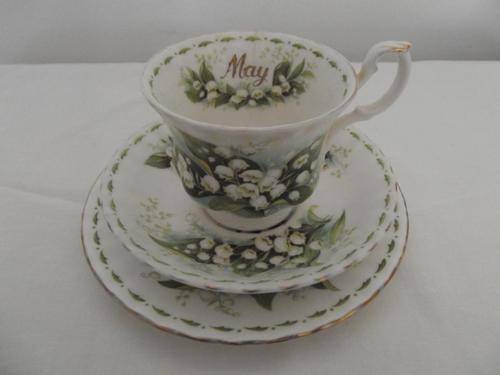 *** Royal Albert - Lily of the Valley Tea Cup , Saucer & Cake Plate ***