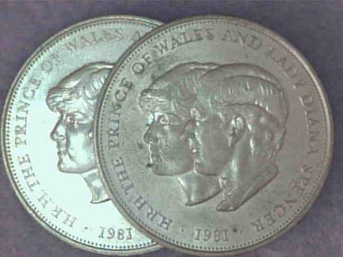 X2 Royal Wedding Commemorative Crowns - 29 July 1981