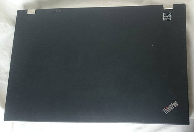 [BARGAIN] LENOVO T510i 15.6", CORE i3, 160GB HD, 4GB RAM, WIN7 PRO,  DVD-RW,  WIFI, NIGHT LIGHT, ETC