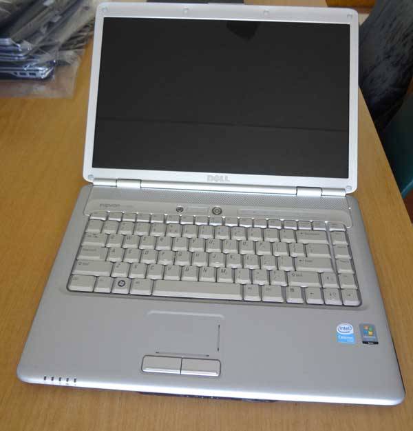 [BARGAIN] DELL INSPIRON 1525,  15" , 80GB HD, 2GB RAM, WIN VISTA HB ,  HDMI, USB , CAM, ETC