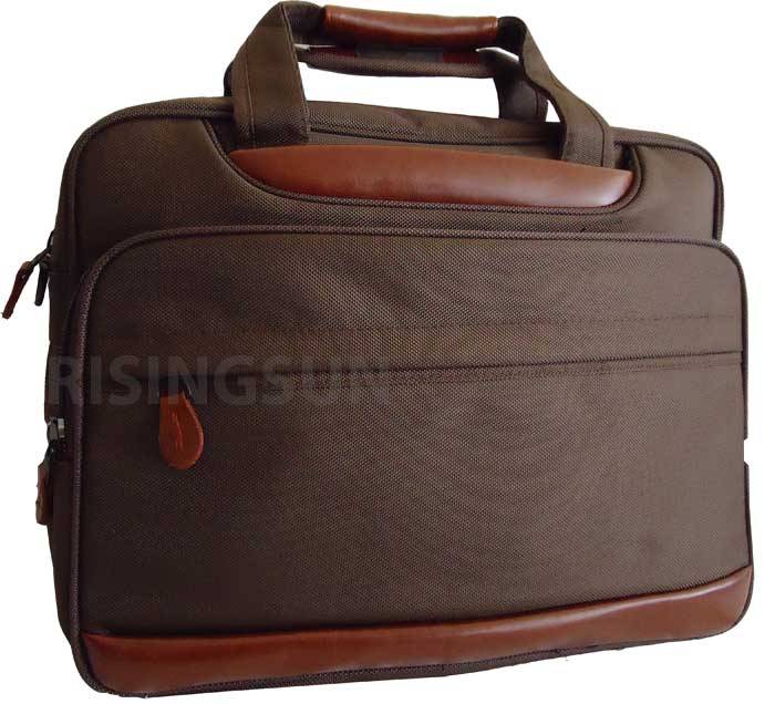 HIGH QUALITY LAPTOP BAG **SIZE UP TO 15.6INCH **(BRAND NEW)