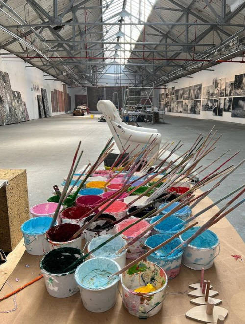 damien hirst - spin me right round
