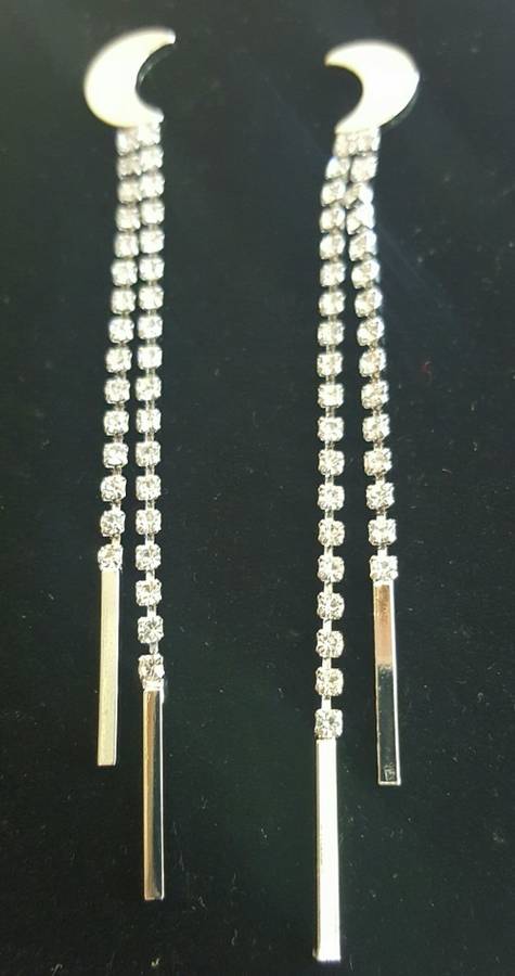 STUNNING DIAMANTE' DANGLE EARRINGS SET IN SILVER PLATING