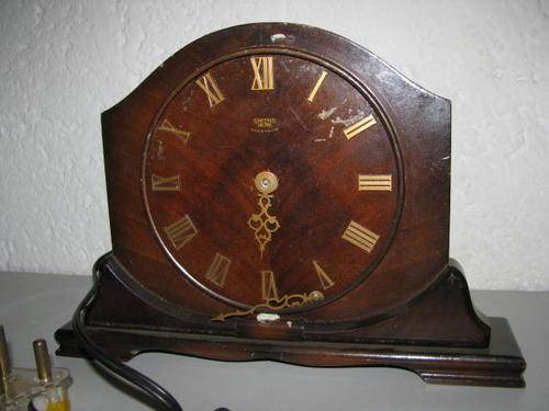 Smiths Clock................R1 No reserve