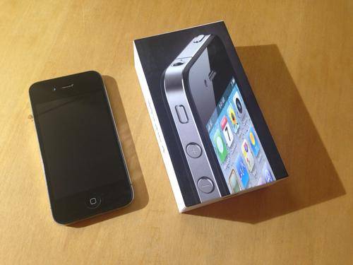 iPhone 4 16GB excellent condition