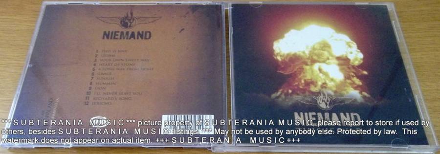 NIEMAND This is War   [Shelf G  X 13]