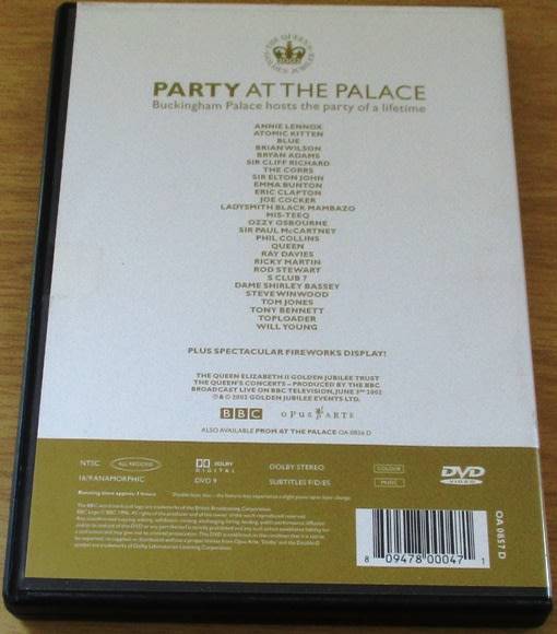 THE QUEEN`S 2002 GOLDEN JUBILEE Party at the Palace Buckingham Palace