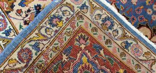 Stock Clearance Sale!!! Persian Carpet (390cm x 290cm)