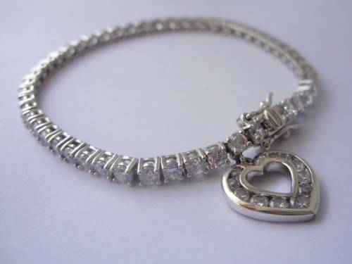 Beautiful Solid Sterling Silver "925" Tennis Bracelet