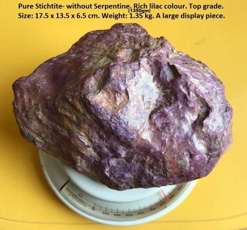 Pure Stichtite. Rich colour. Weight=1350gm (+-6750ct). Looks similar to Sugilite