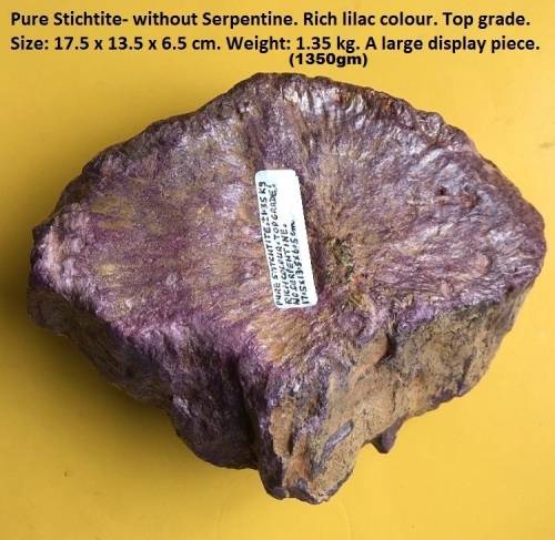 Pure Stichtite. Rich colour. Weight=1350gm (+-6750ct). Looks similar to Sugilite