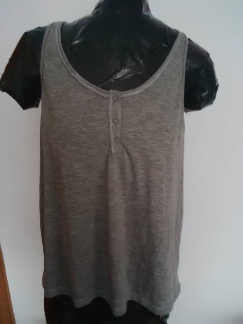 HENLEY TANK SIZE M