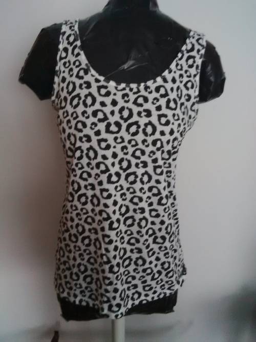COOL LEOPARD SPOT TOP SIZE M/ L