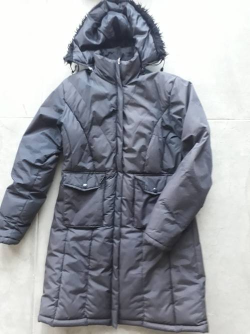 SUPER WARM LONG COAT SIZE MED