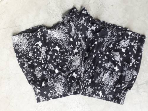 WOOLWORTHS VISCOSE SHORTS SIZE S/M