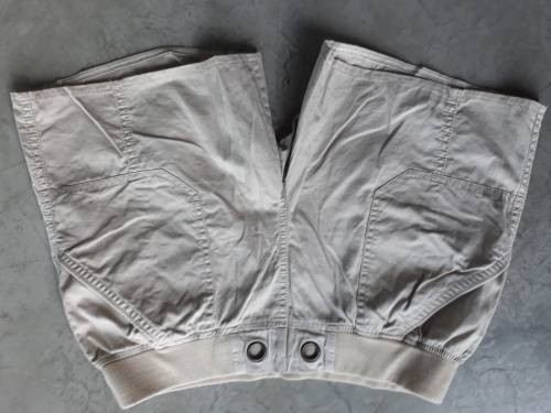 LADIES SHORTS SIZE 34