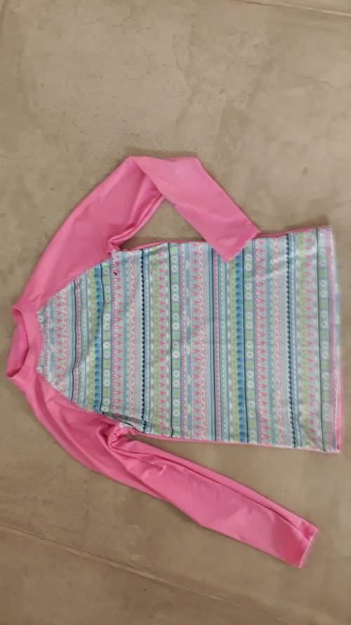 GIRLS RASH VEST 11-12 YEARS