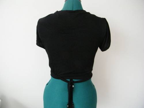 LADIES BOLERO SIZE M