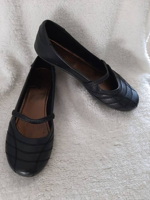 CUTE PUMPS SIZE 4