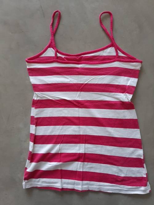 STRAPPY TOP SIZE SMALL