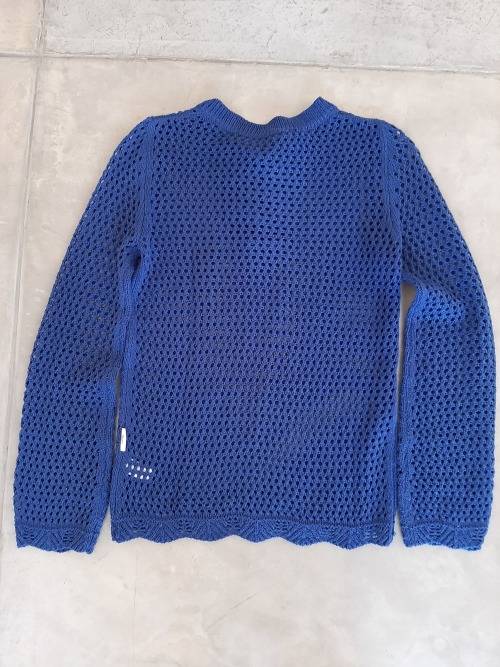 CROCHET LONG SLEEVE TOP SIZE SMALL