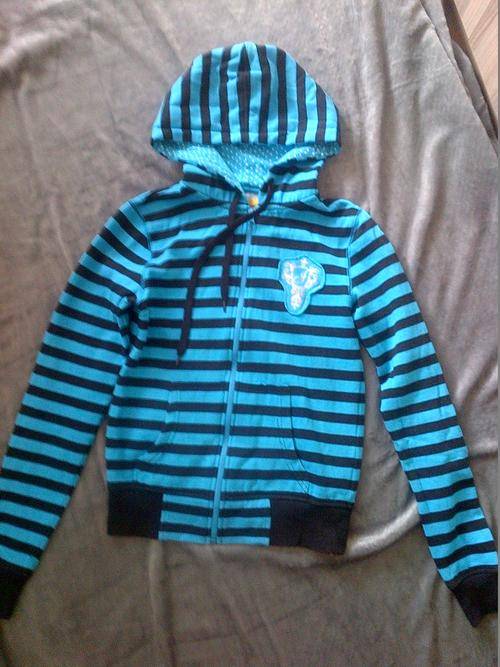 INWEAR  HOODIE  SIZE 32