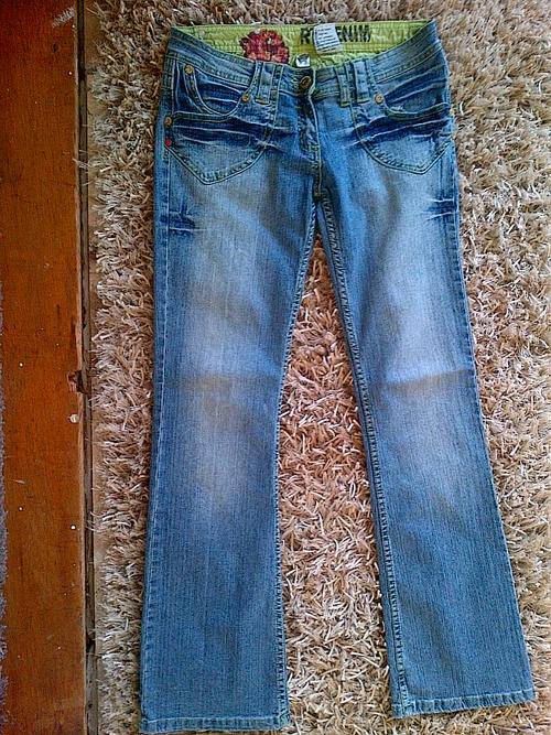 SUPER COOL RT JEANS SIZE 34
