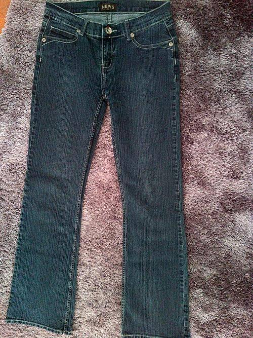 NEWS JEANS SIZE 10