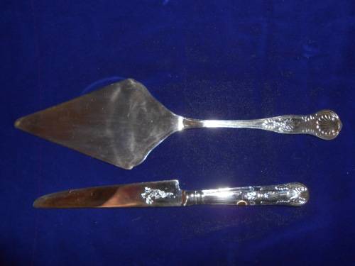 Kings pattern Cake Lifter and Cake knife ser 2