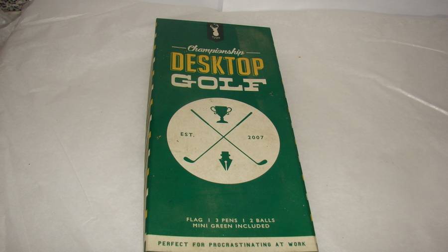 Australian Desktop Golf Set: 3 Clubs doubles as Pens, Green, 2x Balls
