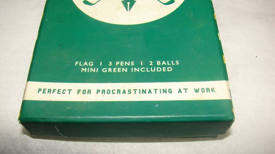 Australian Desktop Golf Set: 3 Clubs doubles as Pens, Green, 2x Balls
