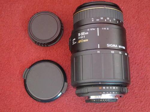 Nikon/Sigma APO-D 70-300mm Telephoto Macro Zoom