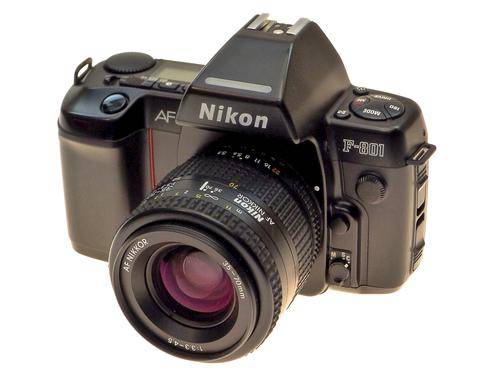 Nikon F801 with AF Nikkor 35-70mm f3,3-4,5***Excellent+***