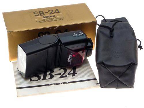 Nikon Speedlight SB-24***Boxed,Manual,Pouch,Excellent+***
