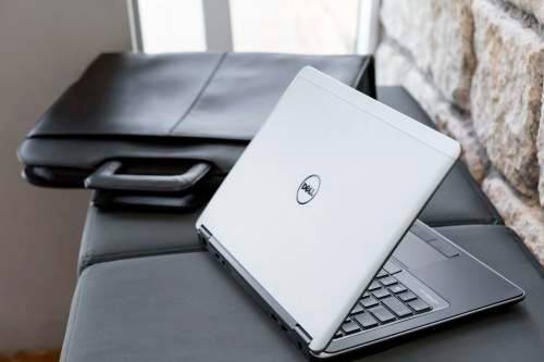 RED HOT!!! Dell E7240 UltraBook Splendid Condition! Core i5, 128GB SSD! GRAB A BARGAIN