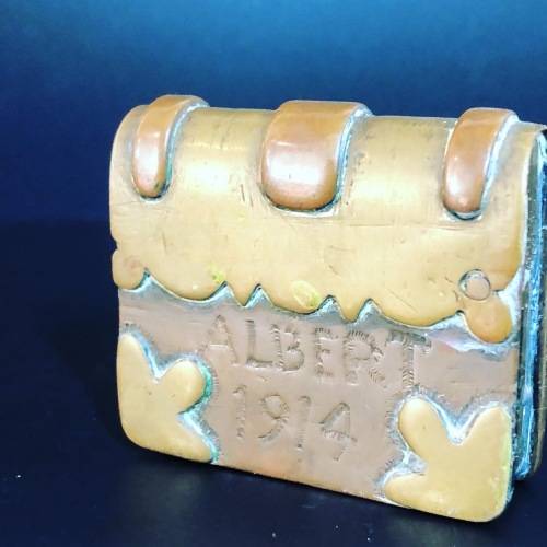 WW1 MILITARIA TRENCH ART LIGHTER AND SOLDIER`S CHRISTMAS TIN
