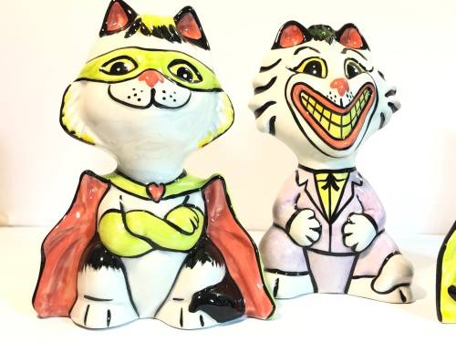 UK POTTER LORNA BAILEY BATMAN INSPIRED PORCELAIN CATS
