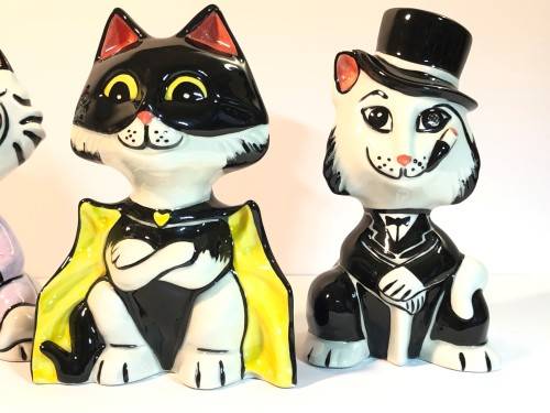 UK POTTER LORNA BAILEY BATMAN INSPIRED PORCELAIN CATS