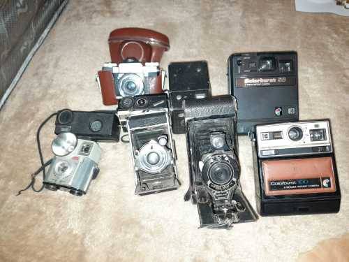 9 Beautiful old cameras  Not Tested sold as a lot one bid for all