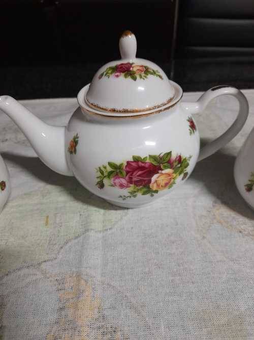 Three Royal Albert items