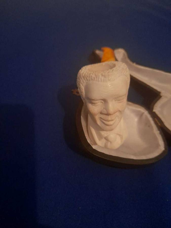 Hand Carved Wood Pipe Old Man Face Unused Original Case small chip at the back