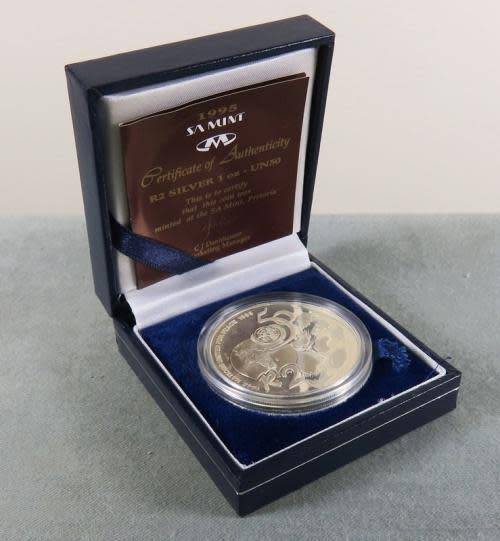 1995 SILVER R2 - 50th Anniversary of UN