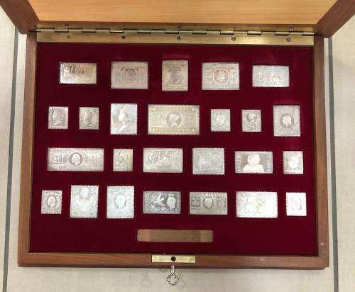 1977 Royal SILVER Stamp Medallions (464g)