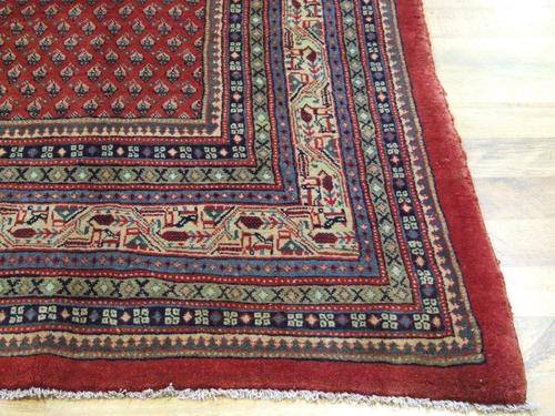 PERSIAN & ORIENTAL RUGS & CARPETS